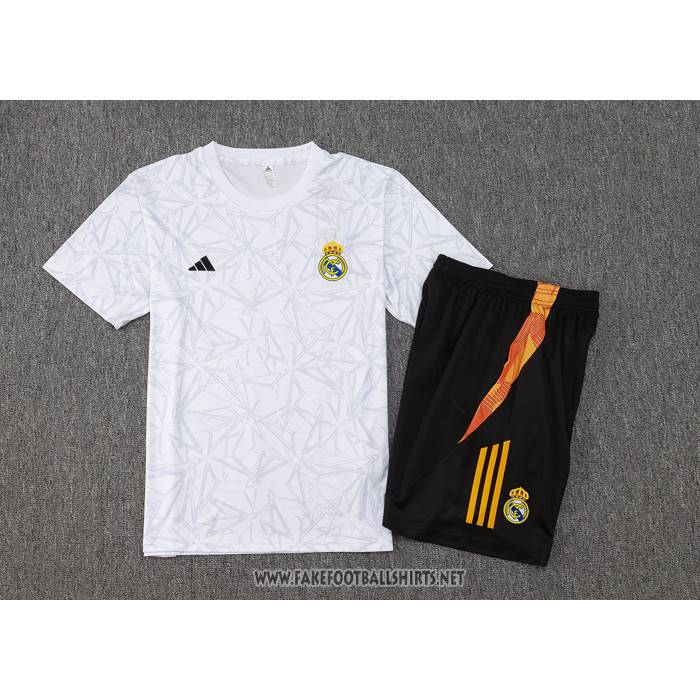 Tracksuit
 Real Madrid Short Sleeve
 2024-2025 White
 - Shorts

